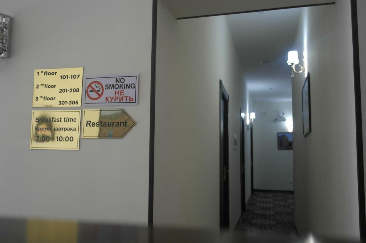 Orient Star Hotel Tashkent Bagian luar foto